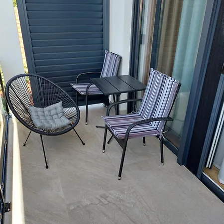 Karla Paklenica Apartment *