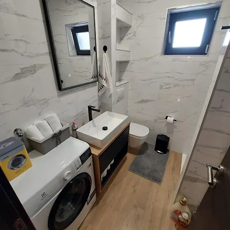 Karla Paklenica Apartment