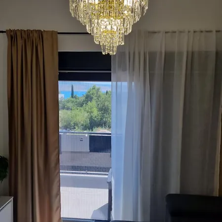 Apartment Karla Paklenica
