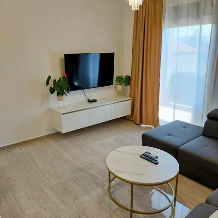 Karla Paklenica Apartment *